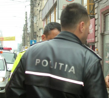 Peste 180 de persoane dispărute sau urmărite, depistate de poliţişti
